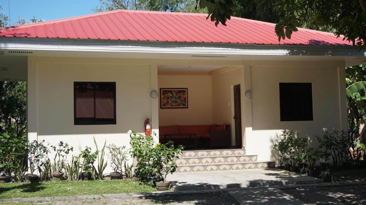 Wellbeach Dive Resort Zamboanguita  Exterior foto